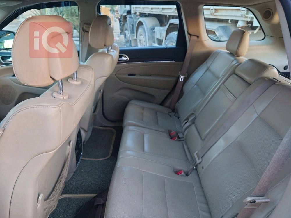 جيب جراند شيروكي